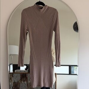 Abercrombie & Fitch Ribbed Long Sleeve Dress in Taupe